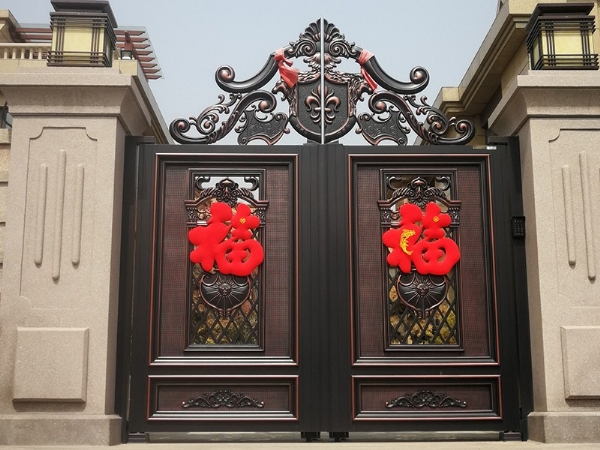 铝合金大门