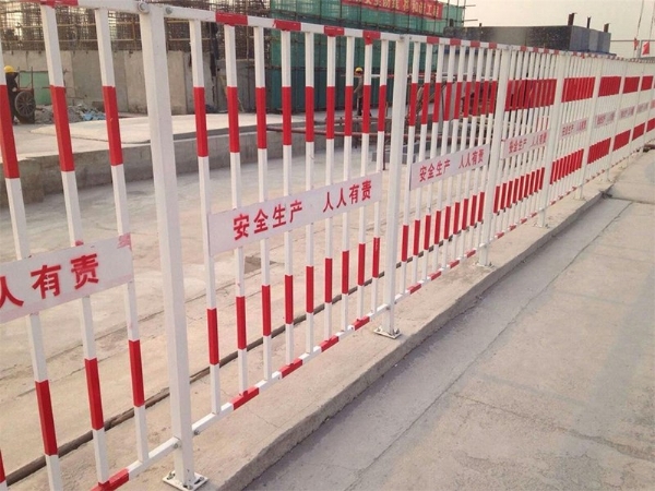 锌钢护栏