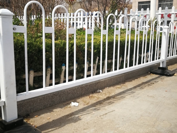 道路护栏