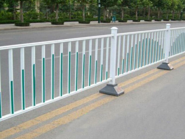 道路护栏