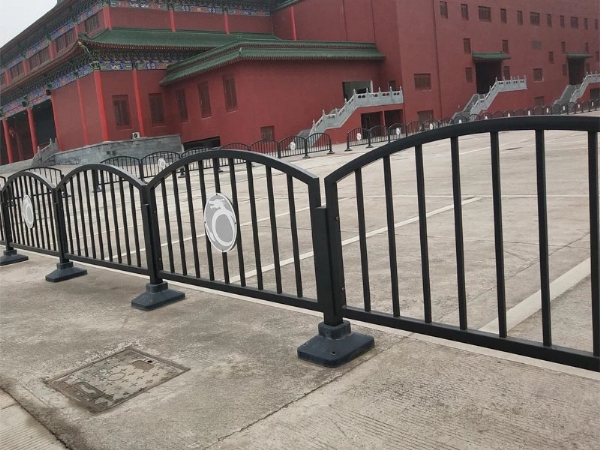 道路护栏